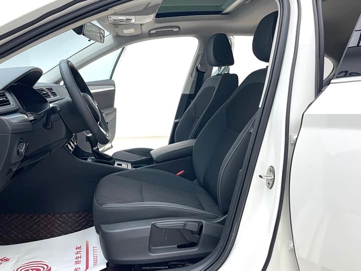 Фото 9 - Skoda Superb