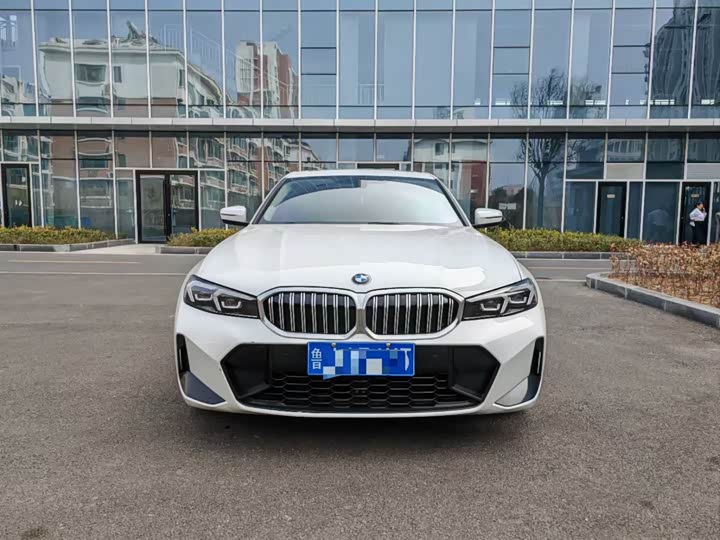 Фото 2 - BMW 3 Series