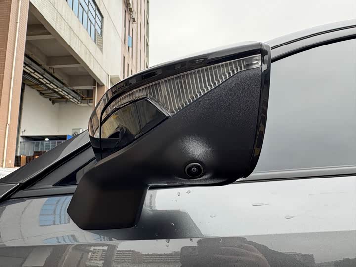 Фото 10 - Changan UNI-V