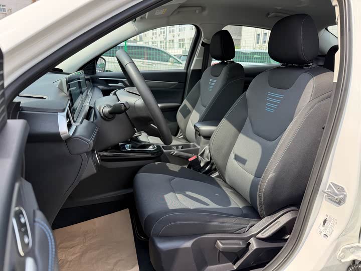 Фото 13 - Ford Escort