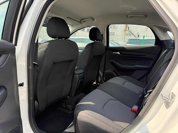 Фото 16 - Ford Escort