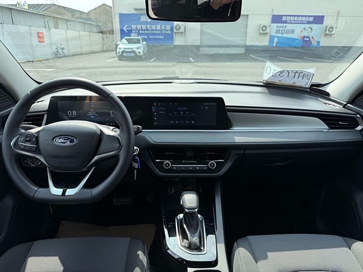 Фото 5 - Ford Escort