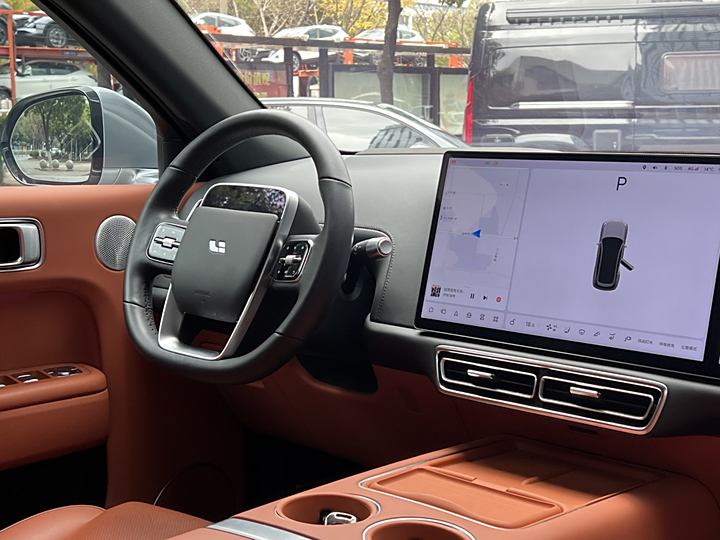 Фото 14 - LiXiang L7