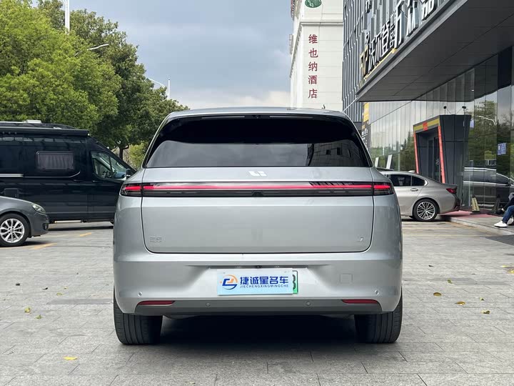 Фото 16 - LiXiang L7