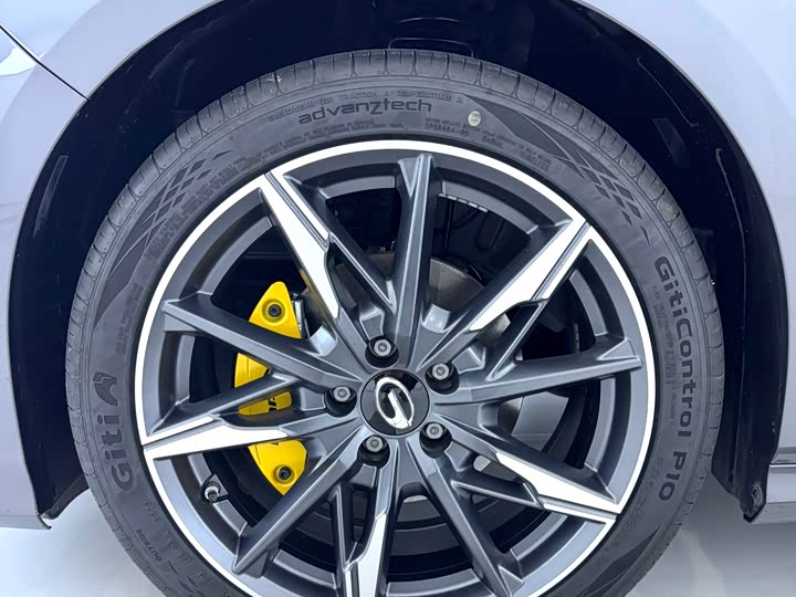 Фото 10 - GAC Trumpchi Empow R