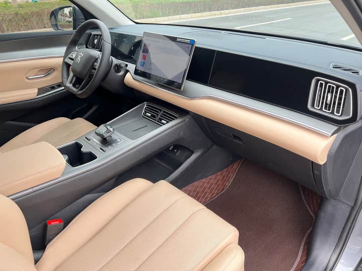 Фото 14 - BYD Song Pro Hybrid