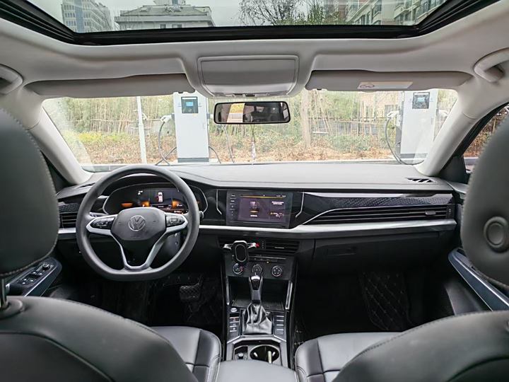 Фото 6 - Volkswagen Passat