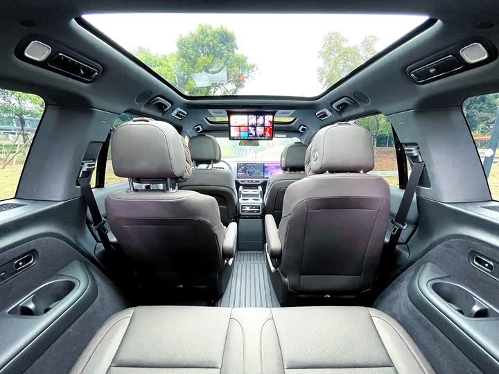 Фото 6 - LiXiang L9