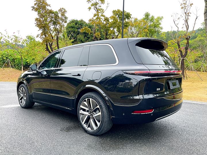 Фото 9 - LiXiang L9