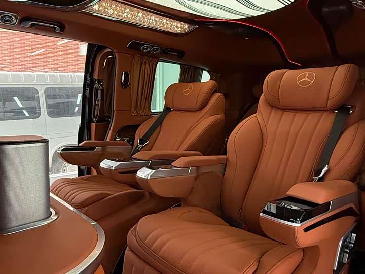 Фото 13 - Mercedes-Benz Vito