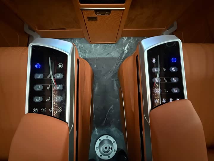 Фото 14 - Mercedes-Benz Vito