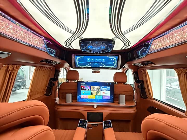 Фото 15 - Mercedes-Benz Vito