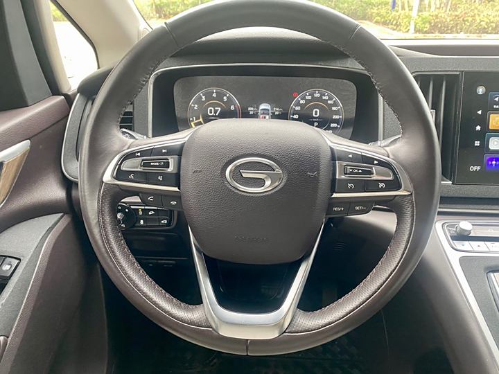 Фото 13 - GAC Trumpchi M8