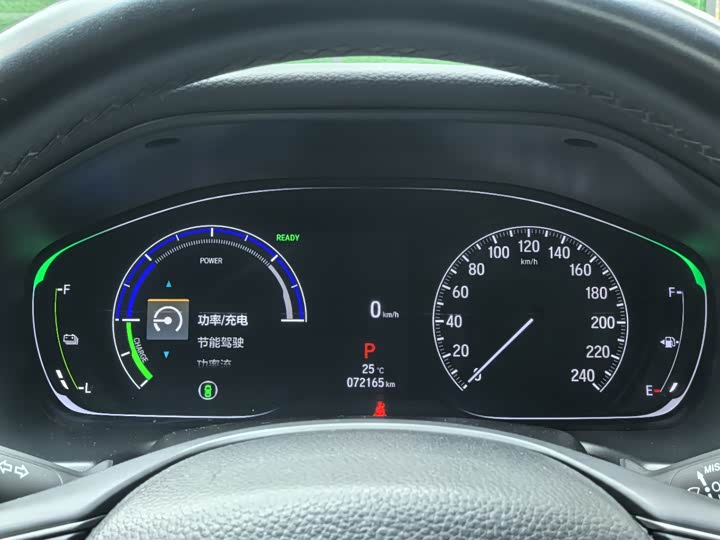 Фото 9 - Honda Accord