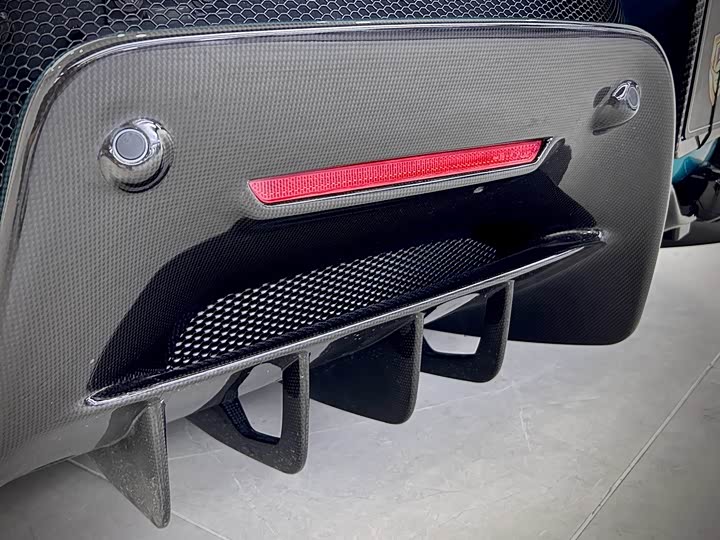 Фото 10 - Ferrari SF90