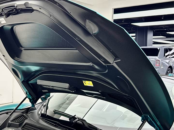 Фото 12 - Ferrari SF90