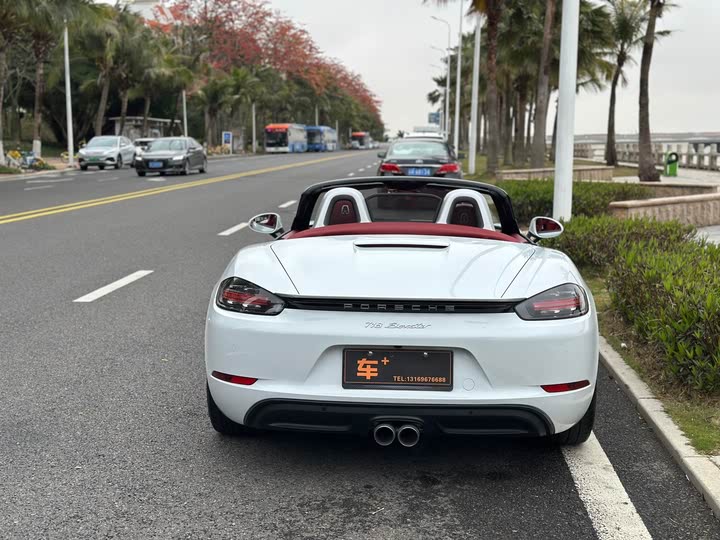 Фото 6 - Porsche 718