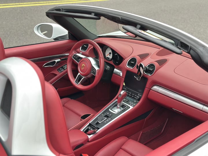 Фото 8 - Porsche 718