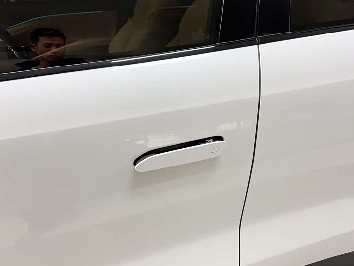 Фото 13 - BYD Song L DM-i Hybrid