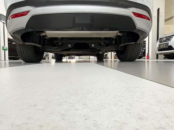 Фото 19 - BYD Song L DM-i Hybrid