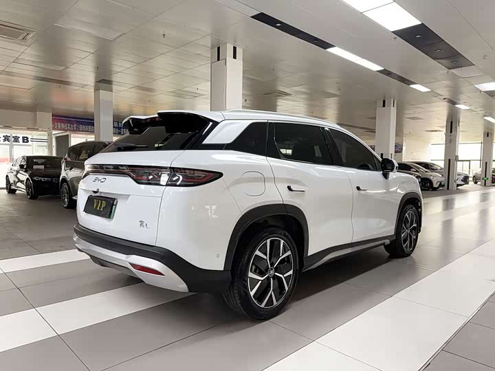 Фото 3 - BYD Song L DM-i Hybrid