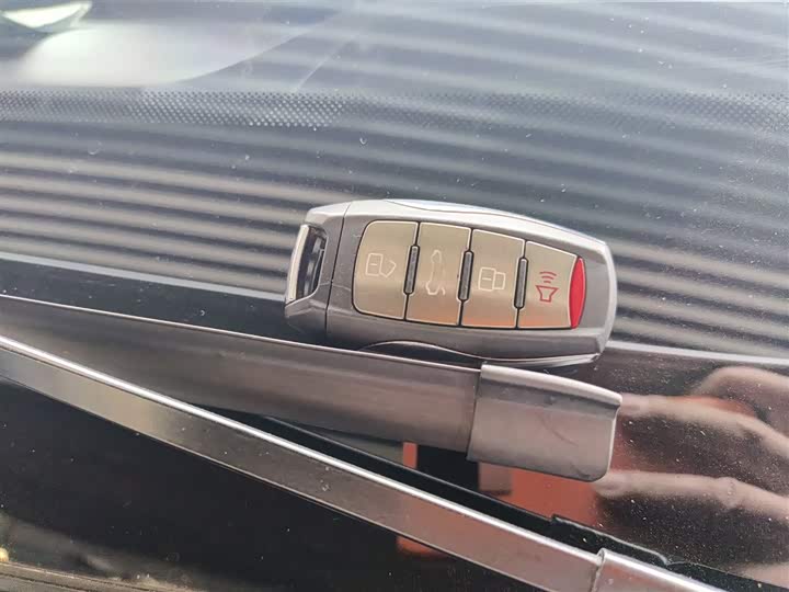 Фото 8 - Haval H6