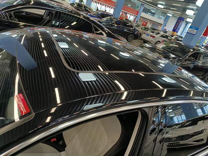 Фото 30 - Volkswagen Magotan