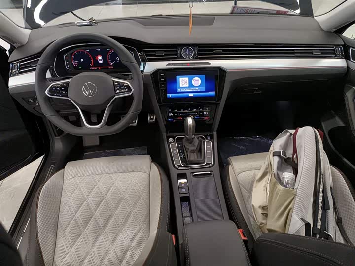 Фото 9 - Volkswagen Magotan