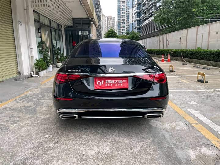 Фото 4 - Mercedes-Benz Maybach S-Class