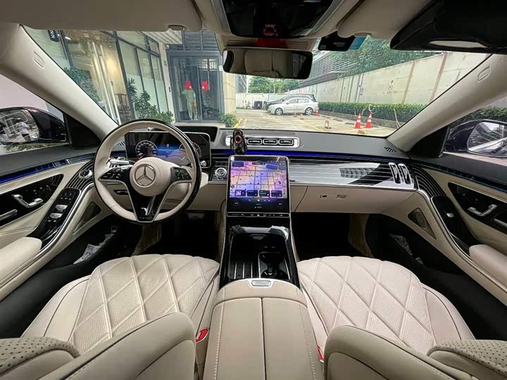 Фото 5 - Mercedes-Benz Maybach S-Class