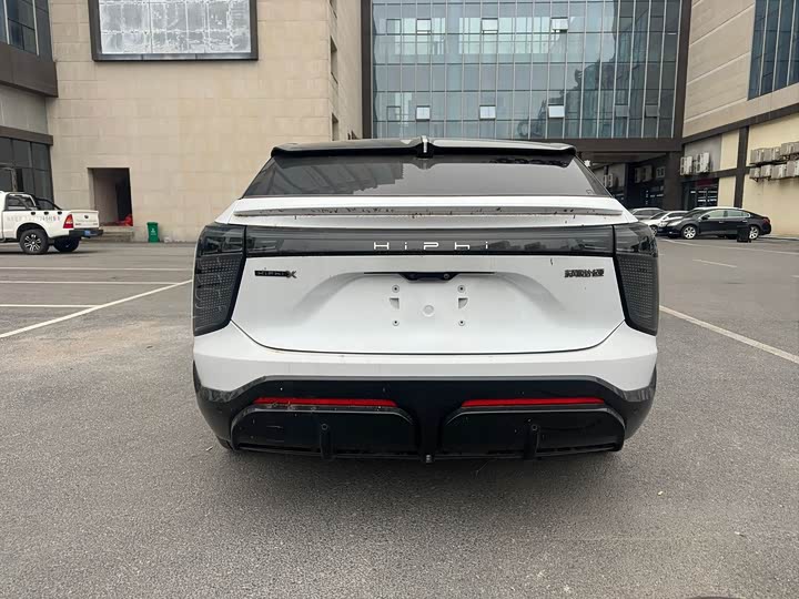 Фото 5 - HiPhi X