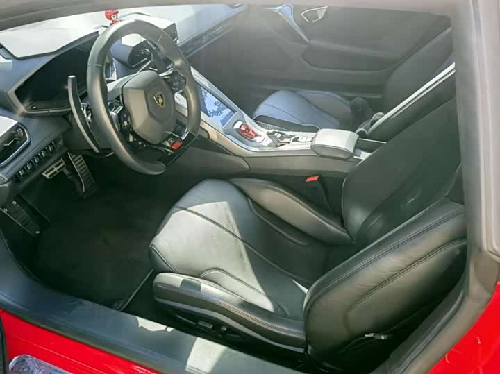 Фото 14 - Lamborghini Huracán