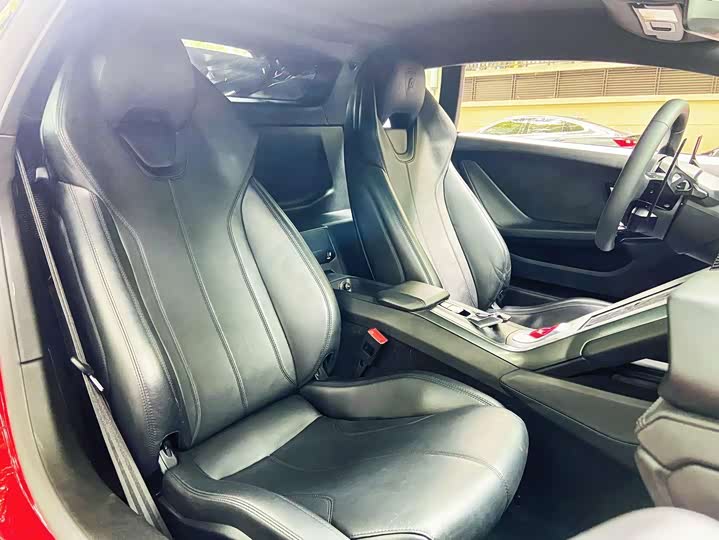 Фото 16 - Lamborghini Huracán