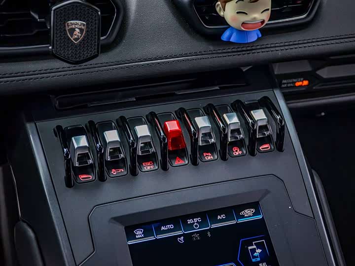 Фото 17 - Lamborghini Huracán