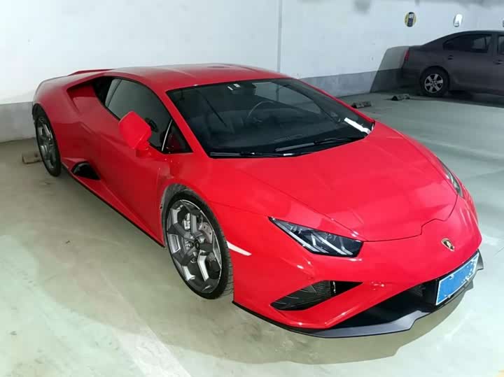 Фото 3 - Lamborghini Huracán