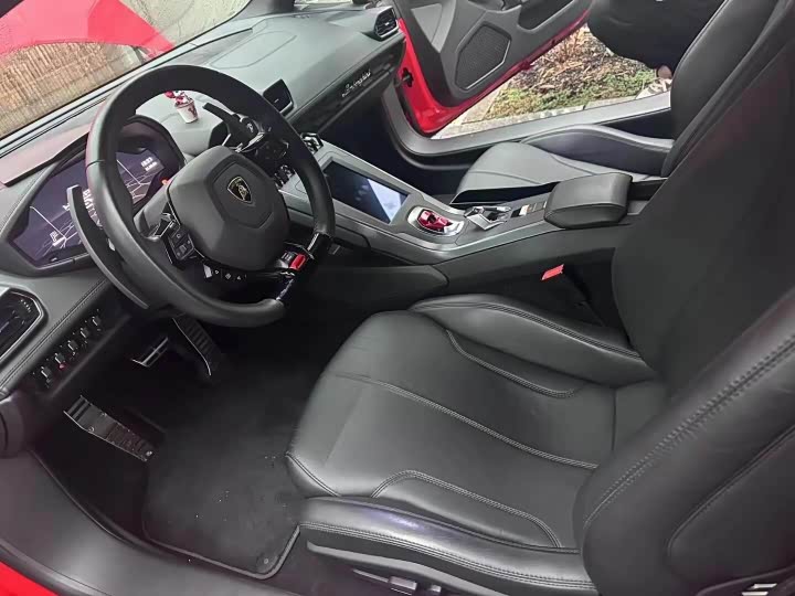 Фото 7 - Lamborghini Huracán