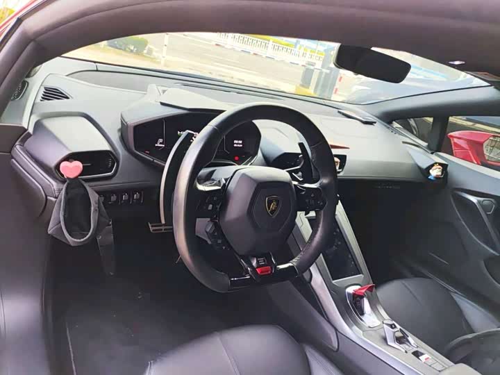 Фото 9 - Lamborghini Huracán