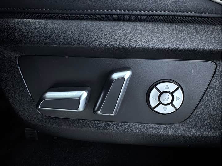 Фото 11 - Tank 300