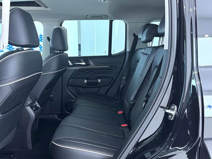 Фото 8 - Tank 300