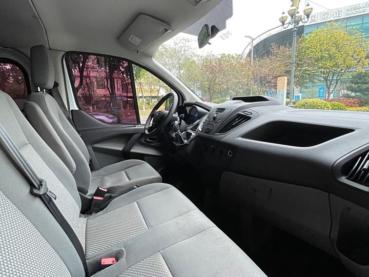 Фото 11 - Ford Transit