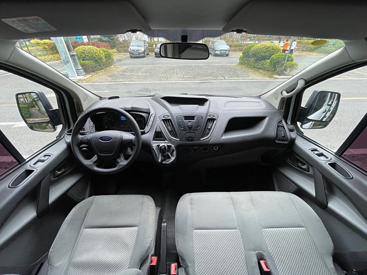 Фото 9 - Ford Transit