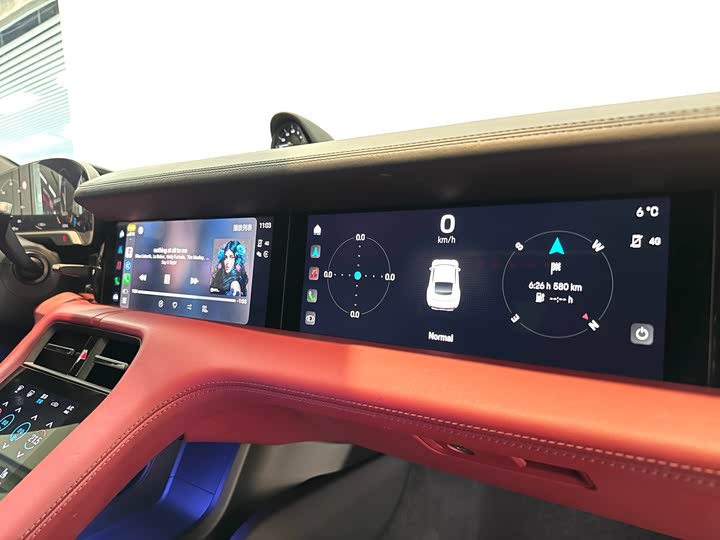 Фото 27 - Porsche Taycan