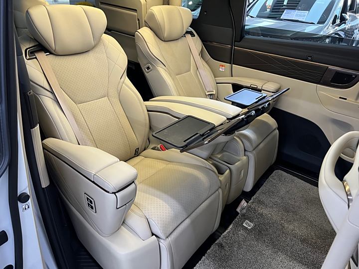 Фото 13 - Toyota Alphard