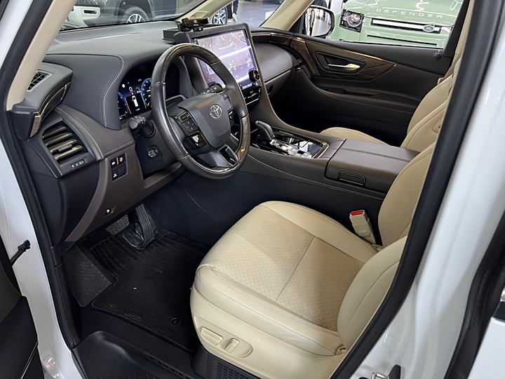 Фото 21 - Toyota Alphard