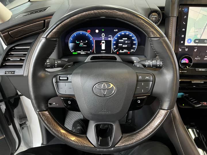 Фото 22 - Toyota Alphard