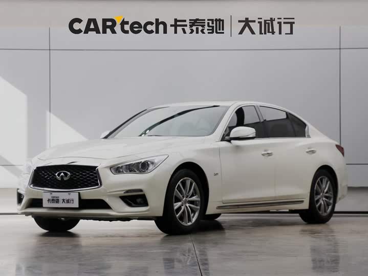 Фото 1 - Infiniti Q50L