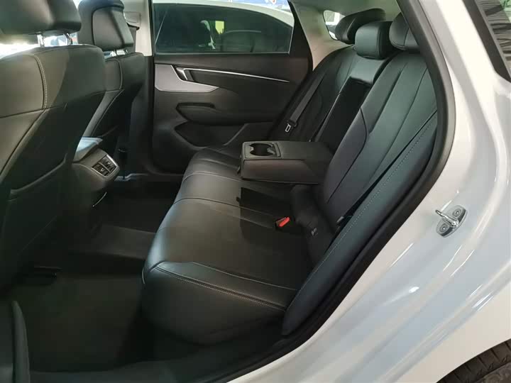 Фото 14 - Buick LaCrosse