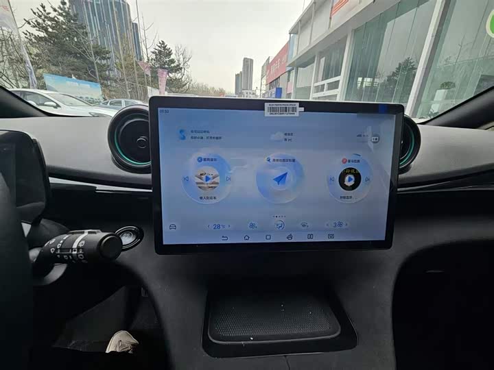 Фото 13 - BYD Dolphin