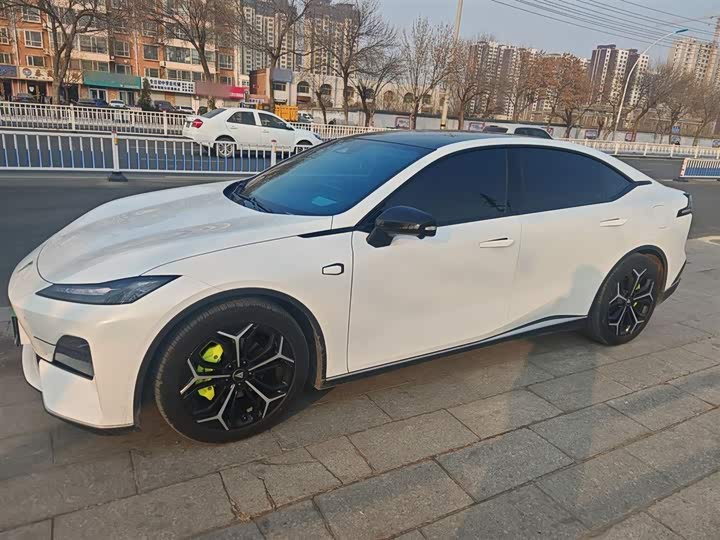 Фото 9 - Changan Deepal SL03