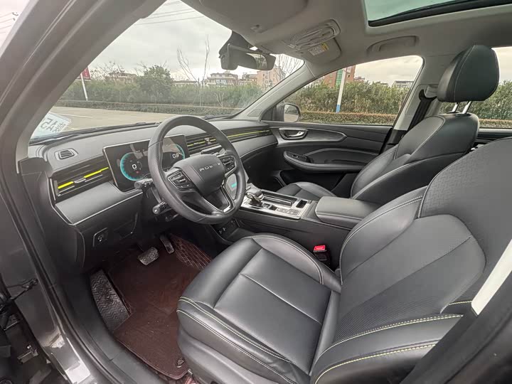 Фото 8 - Roewe RX5